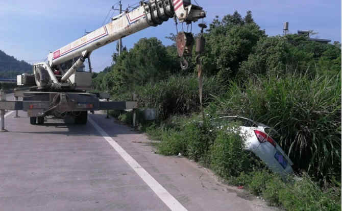 鲅鱼圈区重载吊车救援